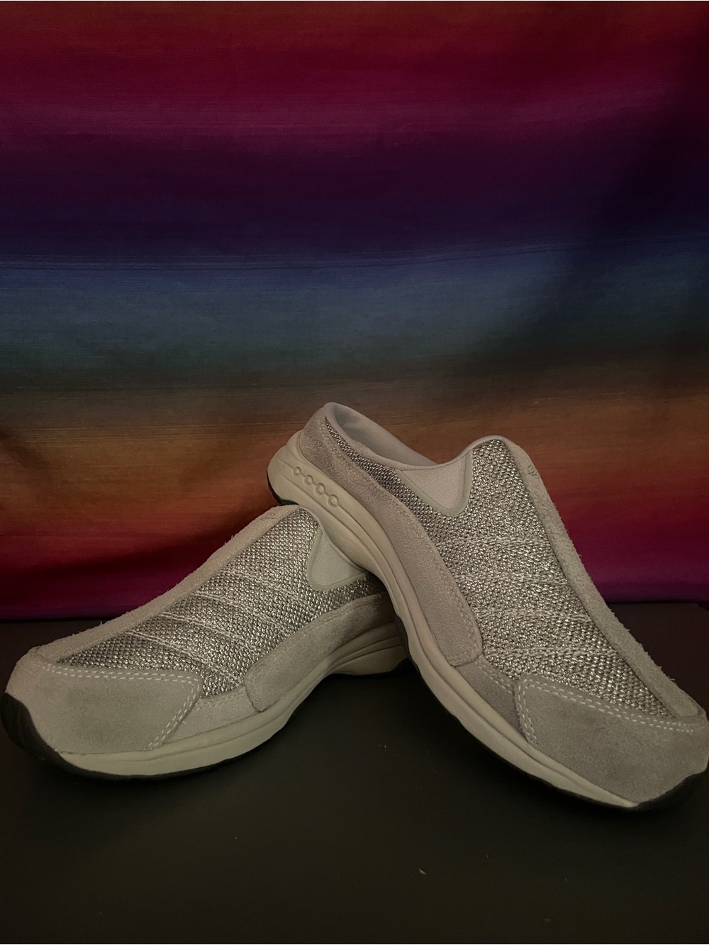 Easy Spirit Traveltime Tucson Silver Sparkle Mesh Gray Suede Walking Mule 7.5 M